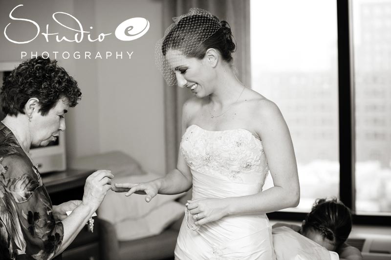 Louisville Wedding River Bend WInery Wedding 21c photos (31)