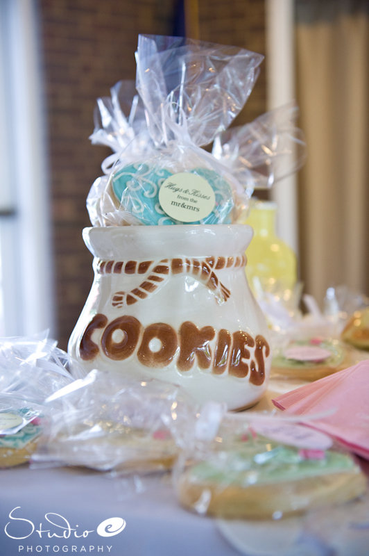 My Old Kentucky Home wedding cake