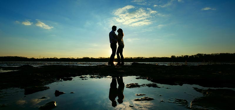 Louisville-Engagment-Photographers